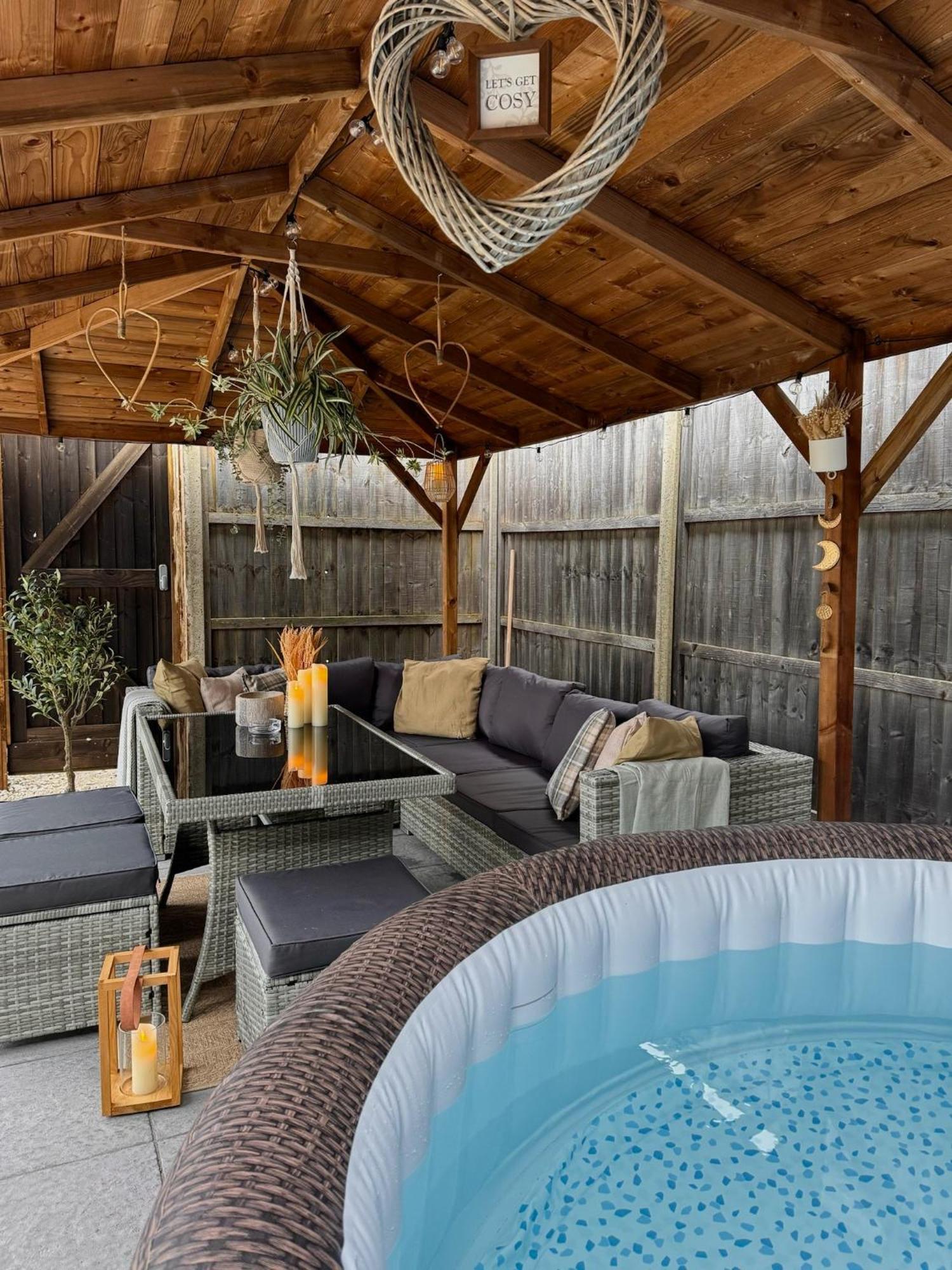 Barn With Hot Tub Villa Goff's Oak Luaran gambar